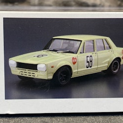 Skala 1/24 Nissan Skyline 2000 GT-R 70', plastic modelkit fr Aoshima