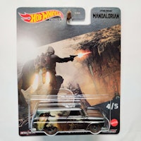 Skala 1/64 Hot Wheels PREMIUM, GMC Pnael 64' "Star Wars - Mandalorian"