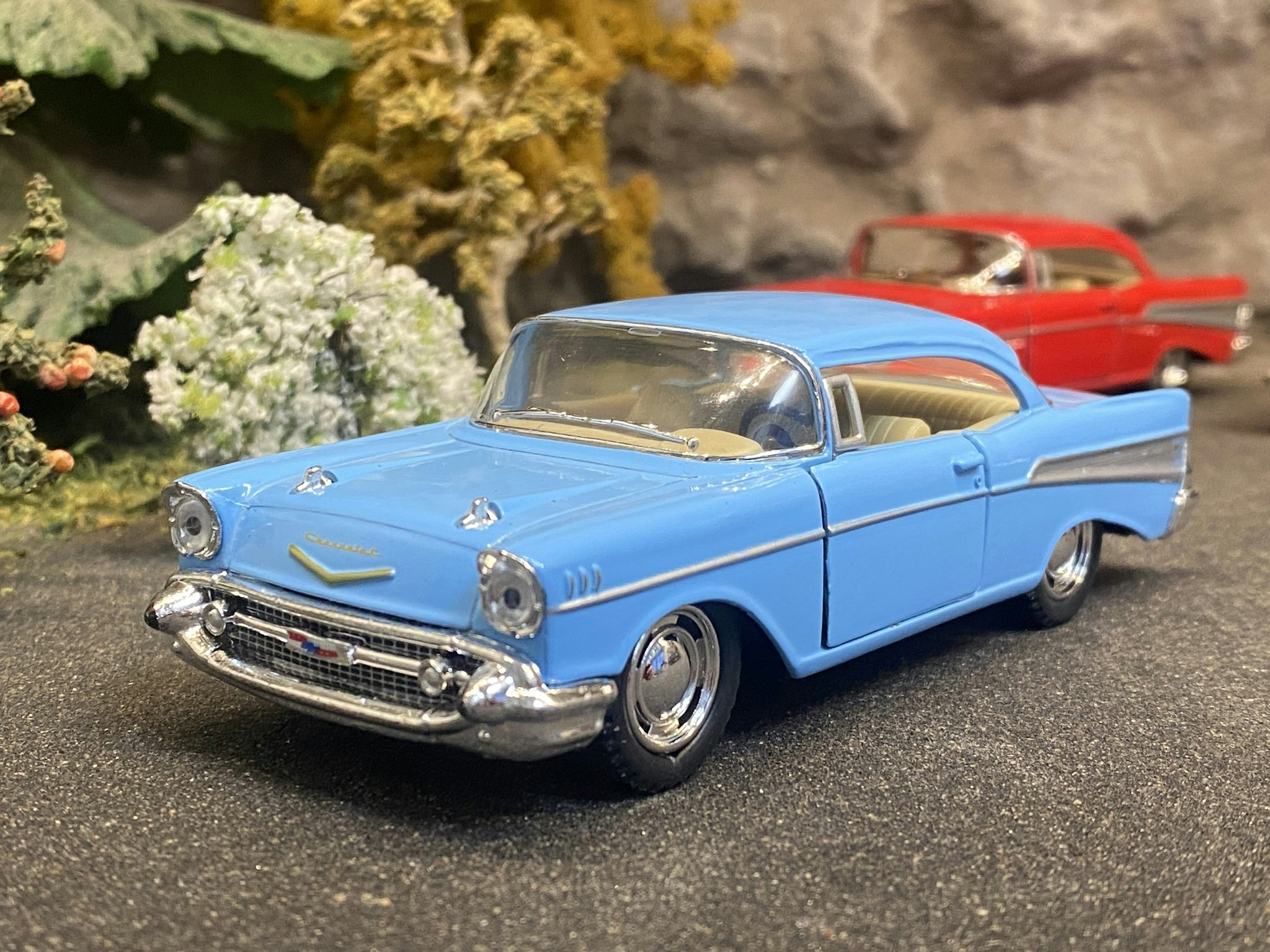 Skala 1/43 (1/40) Chevrolet Bel Air 1957, Light blue fr Kinsmart