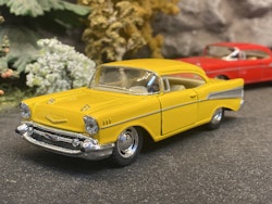 Skala 1/43 (1/40) Chevrolet Bel Air 1957, Yellow fr Kinsmart