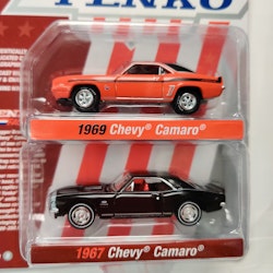 Skala 1/64 2-pack Chevy Camaro 69 Orange & Camaro 67' Svart YENKO fr Johnny Lightning