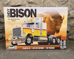 Skala 1/32 Plastic kit: Chevy Bison - The Magnificent Beast fr Revell