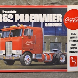 Skala 1/25 Plastic kit: Peterbilt 353 Pacemaker Cabover "Coca Cola" fr AMT