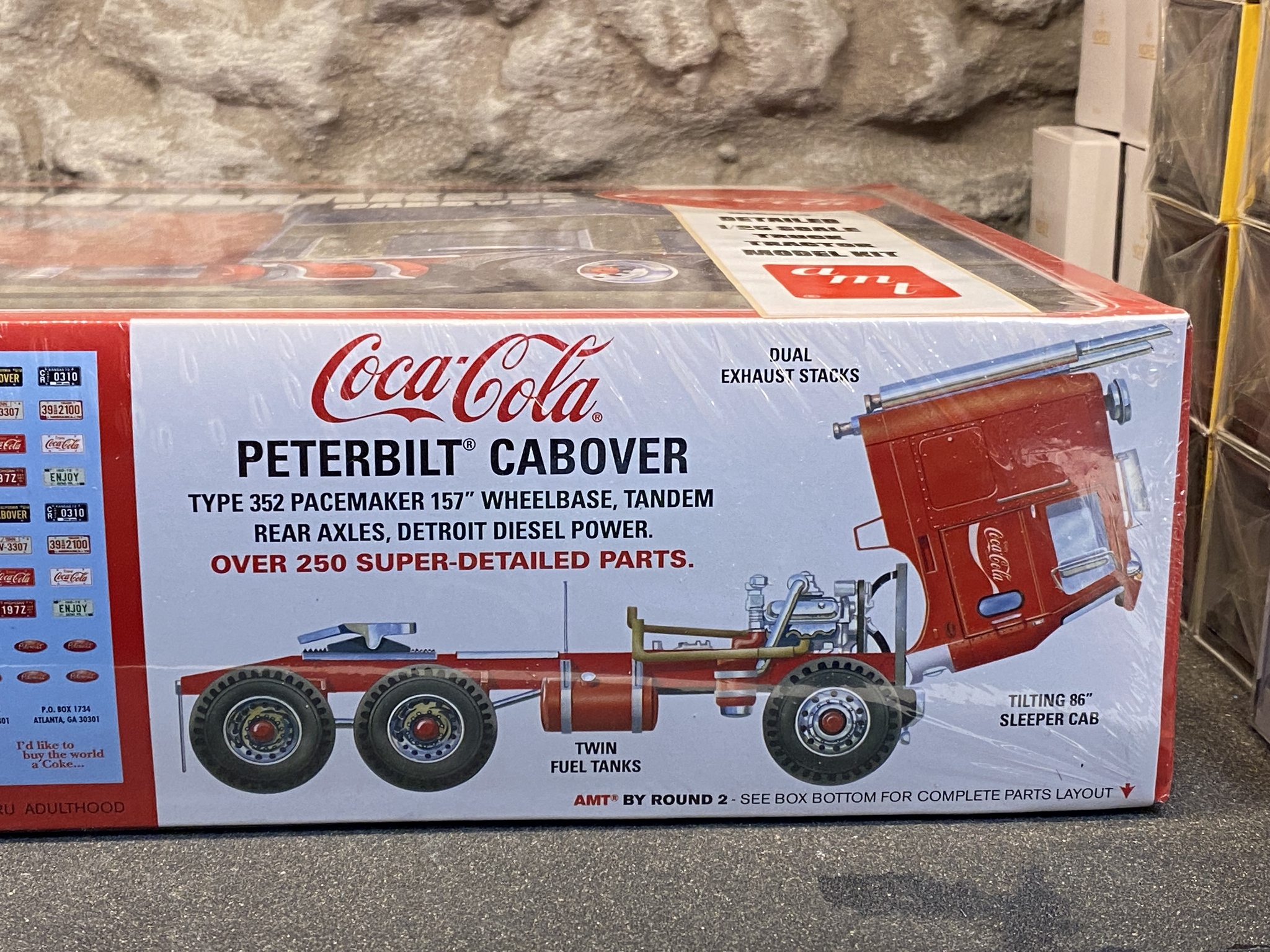 Skala 1/25 Plastic kit: Peterbilt 353 Pacemaker Cabover "Coca Cola" fr AMT