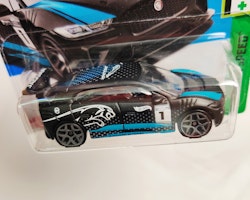 Skala 1/64 Hot Wheels, Jaguar I-PACE eTrophy