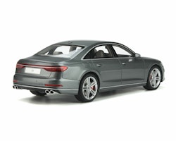 Skala 1/18 Audi S8 fr GT Spirit (GT-856)