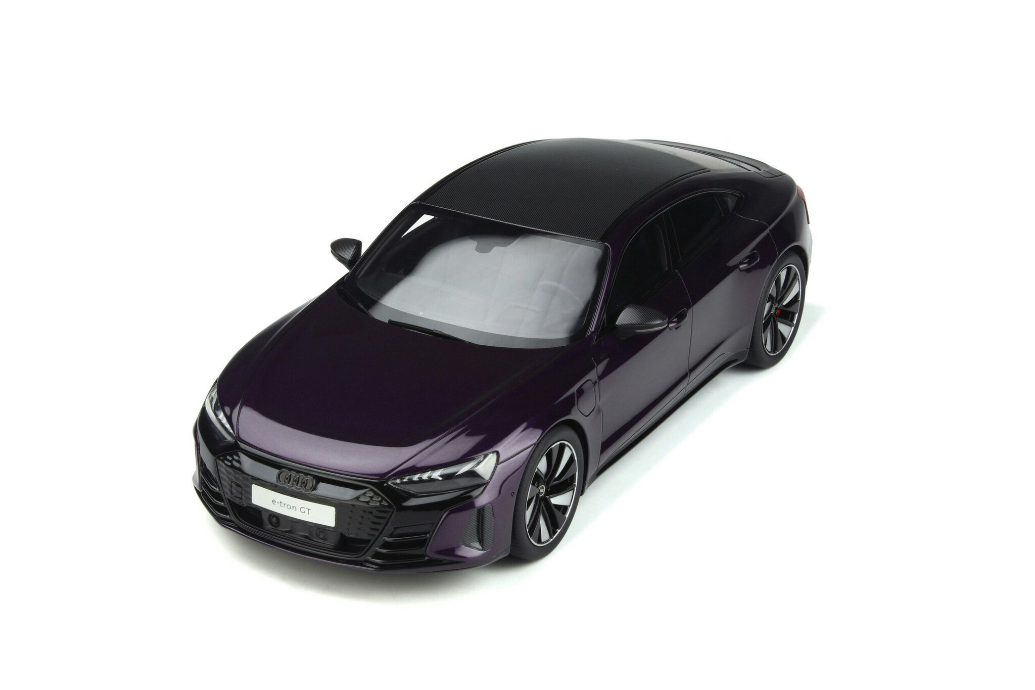 Skala 1/18 Audi RS E-TRON GT, Purple fr GT Spirit (GT-392)