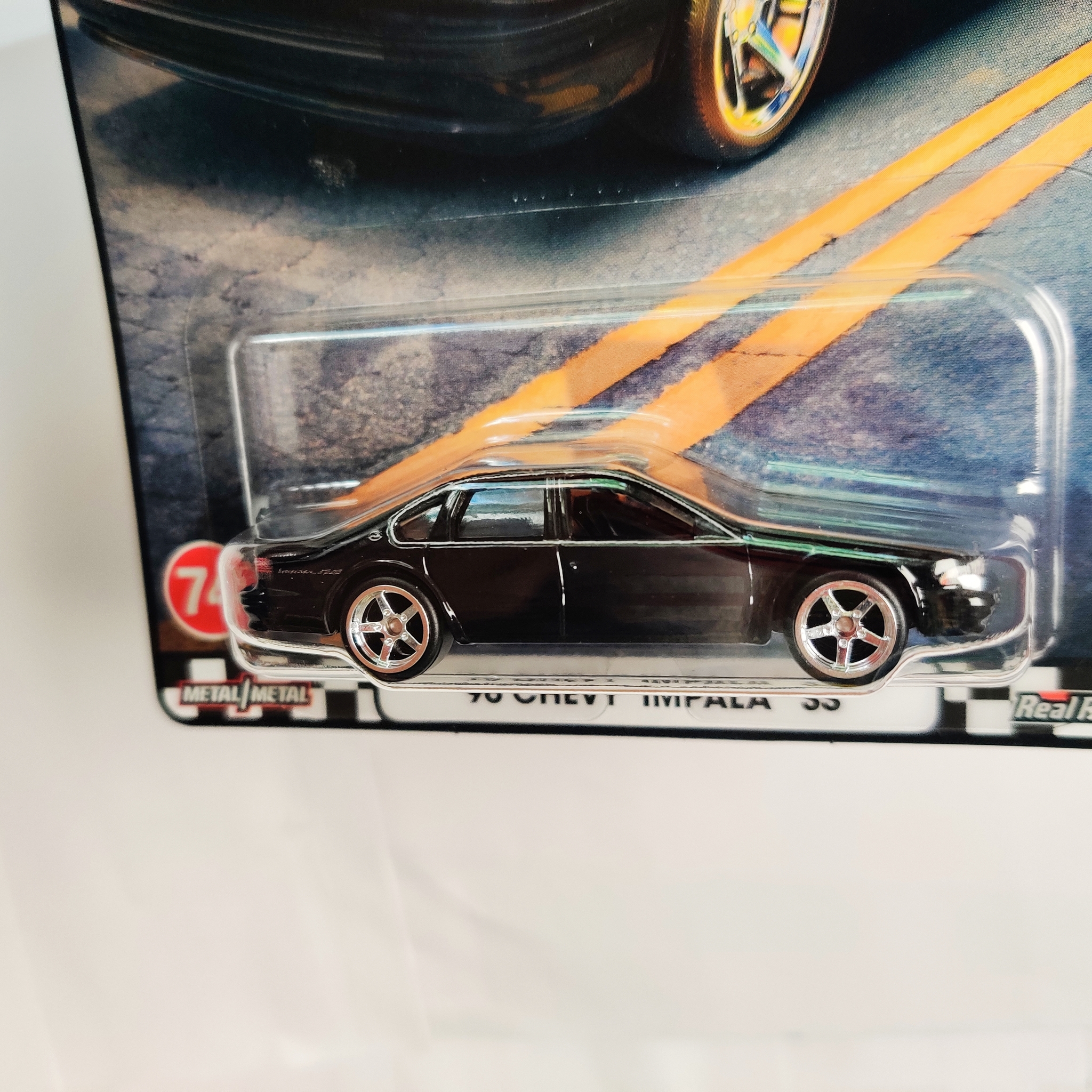 Skala 1/64 Hot Wheels PREMIUM, Boulevard, Chevy Impala SS 96'