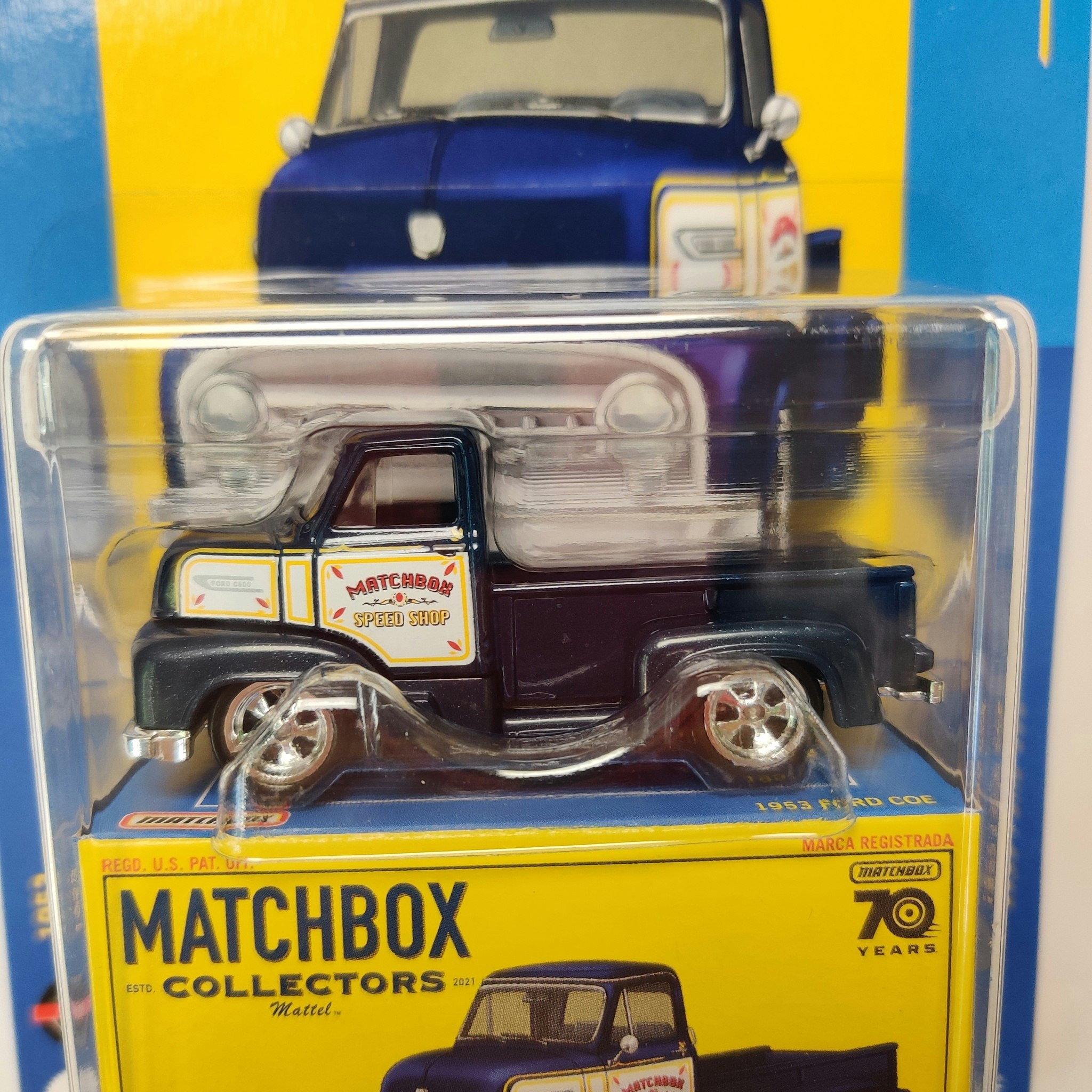Skala 1/64 MATCHBOX - Collectors - Ford Coe 1953