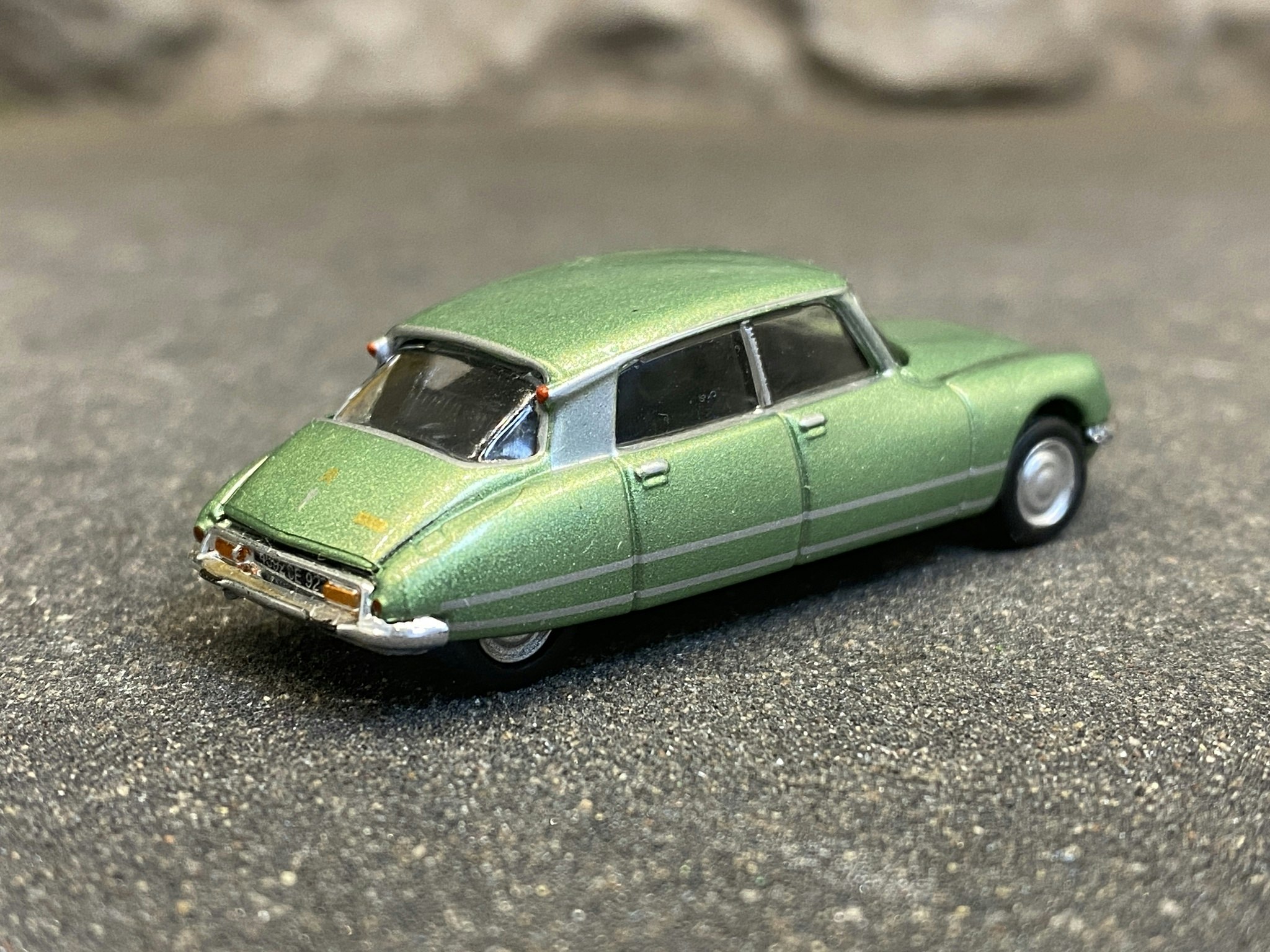Skala 1/87 H0, Citroen DS23 1972, Green metallic fr Norev