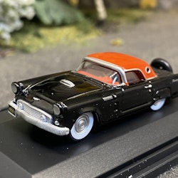 Skala 1/87 Ford Thunderbird, black/red, 1956 fr Oxford