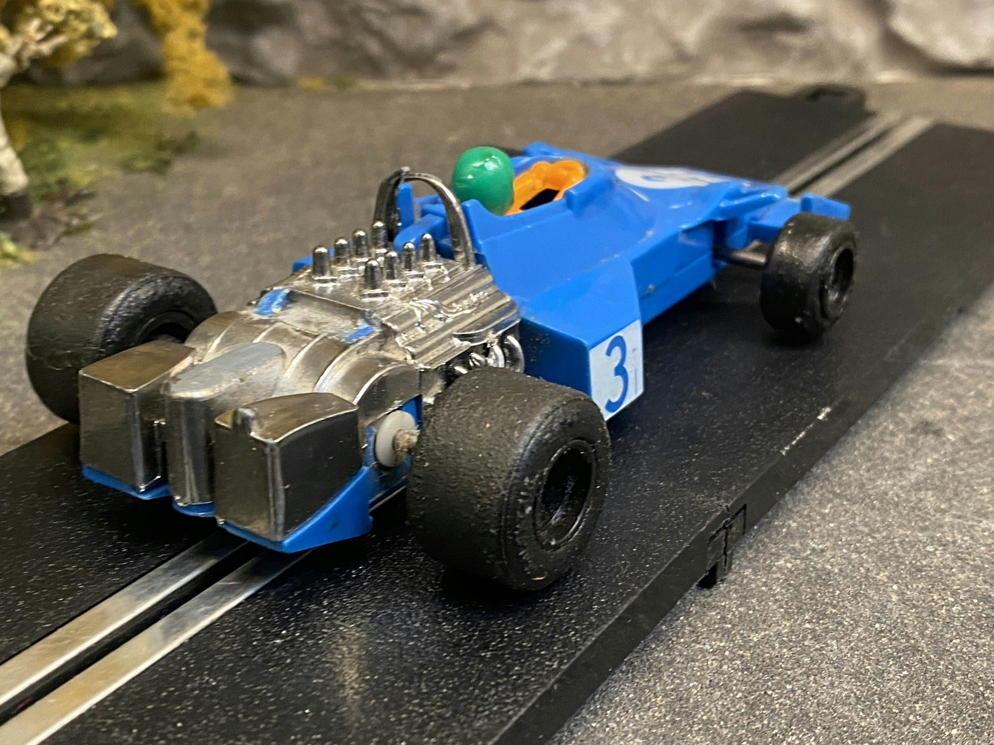 Skala 1/32 Begagnad/Used Analouge slotcar: Tyrell/Ford 75', broken spoiler fr Scalextric