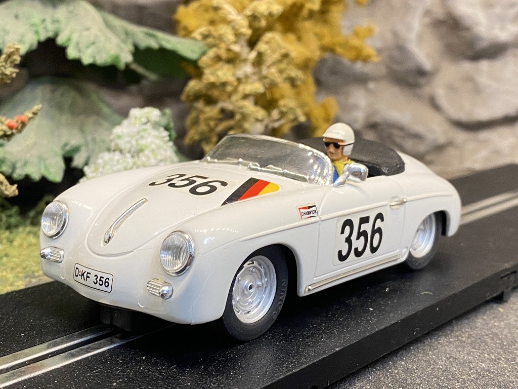 Skala 1/32 Begagnad/Used analogue slotcar: Porsche 356 Speedster, Cream fr Ninco