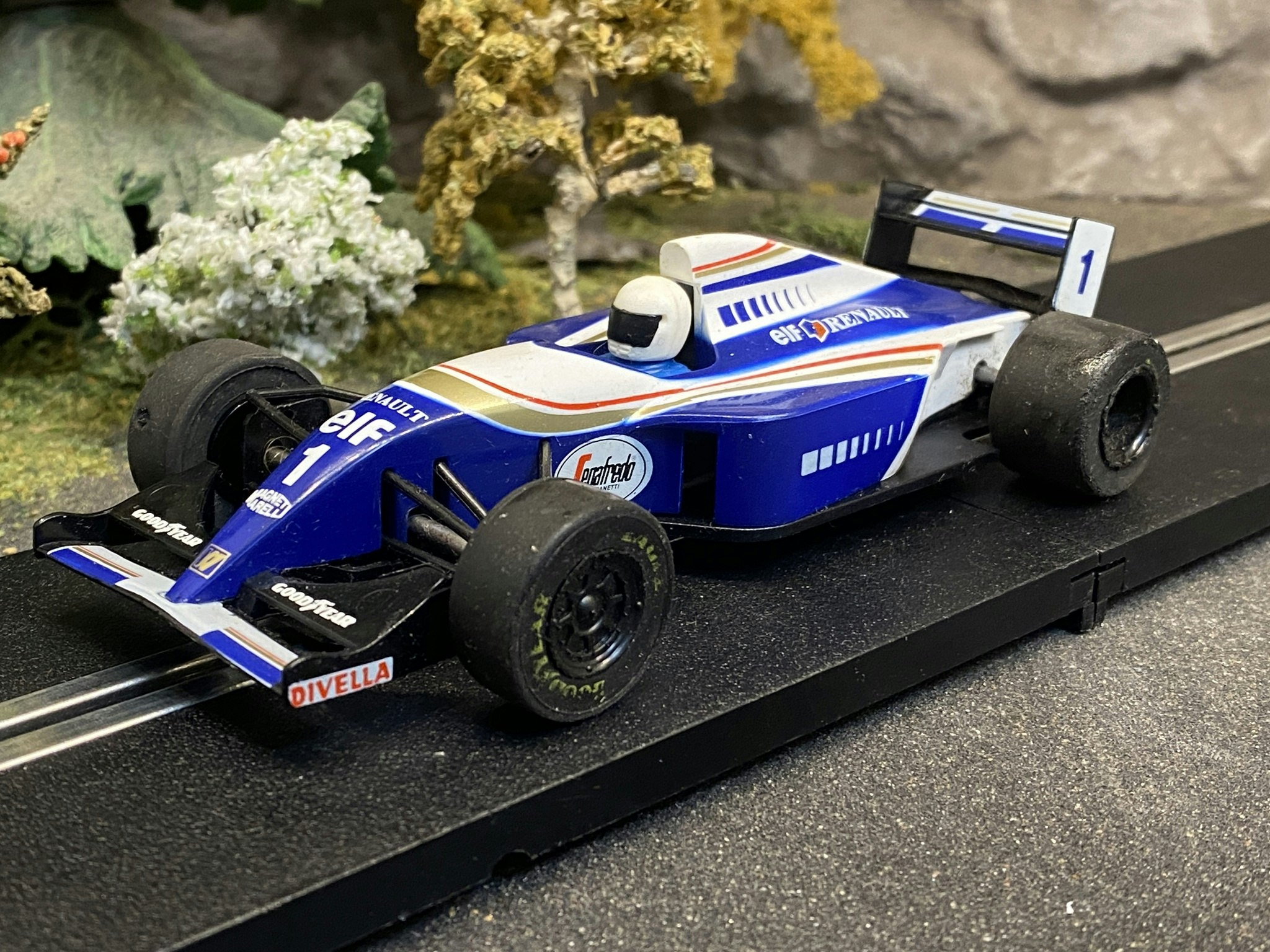 Skala 1/32 Begagnad/Used Analouge slotcar: Renault Williams 1998 fr Scalextric
