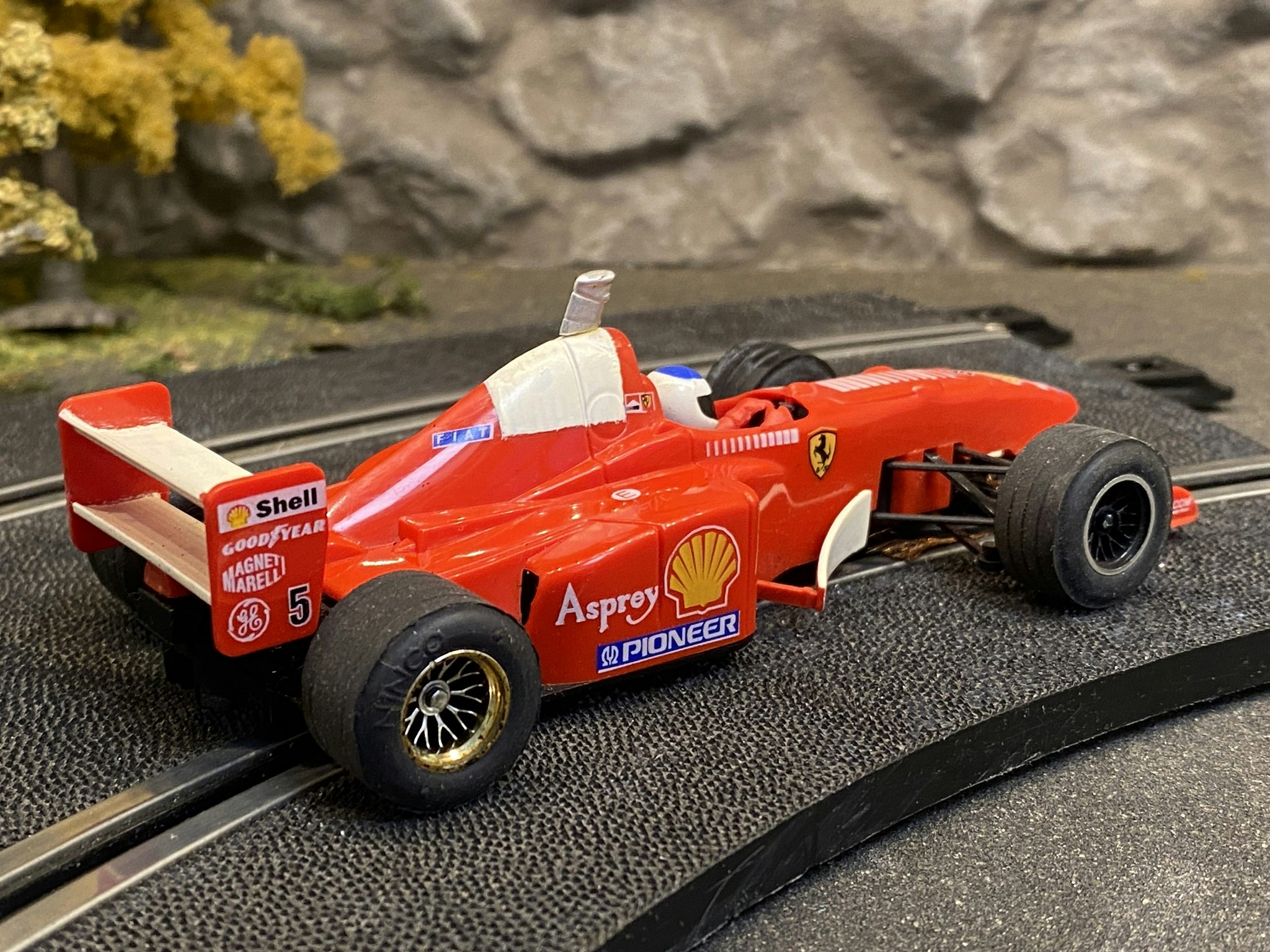 Skala 1/32 Begagnad/Used an. slotcar: Ferrari F310B w steering NC-2 Engine fr Ninco