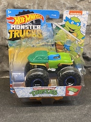 Skala 1/64 Monster Truck: Turtles "Leonardo" w smashed car under fr Hot Wheels