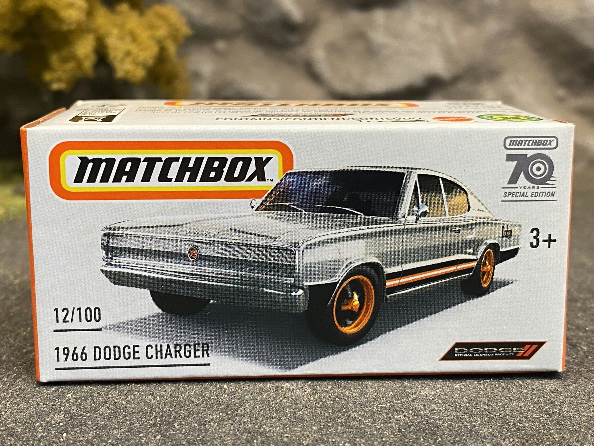 Skala 1/64 Matchbox 70-years - Dodge Charger 1966