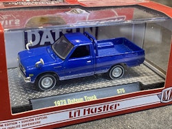 Skala 1/64 Datsun Truck 1973' Blue fr M2 Machines