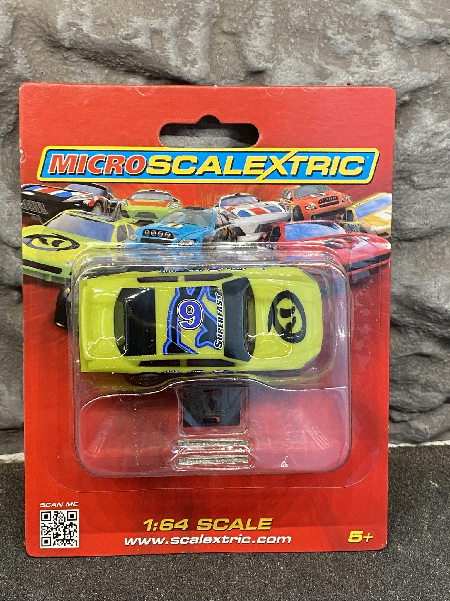 Skala 1/64 Analog Slotcar: US Stock Car #6 Green fr MicroScalextric