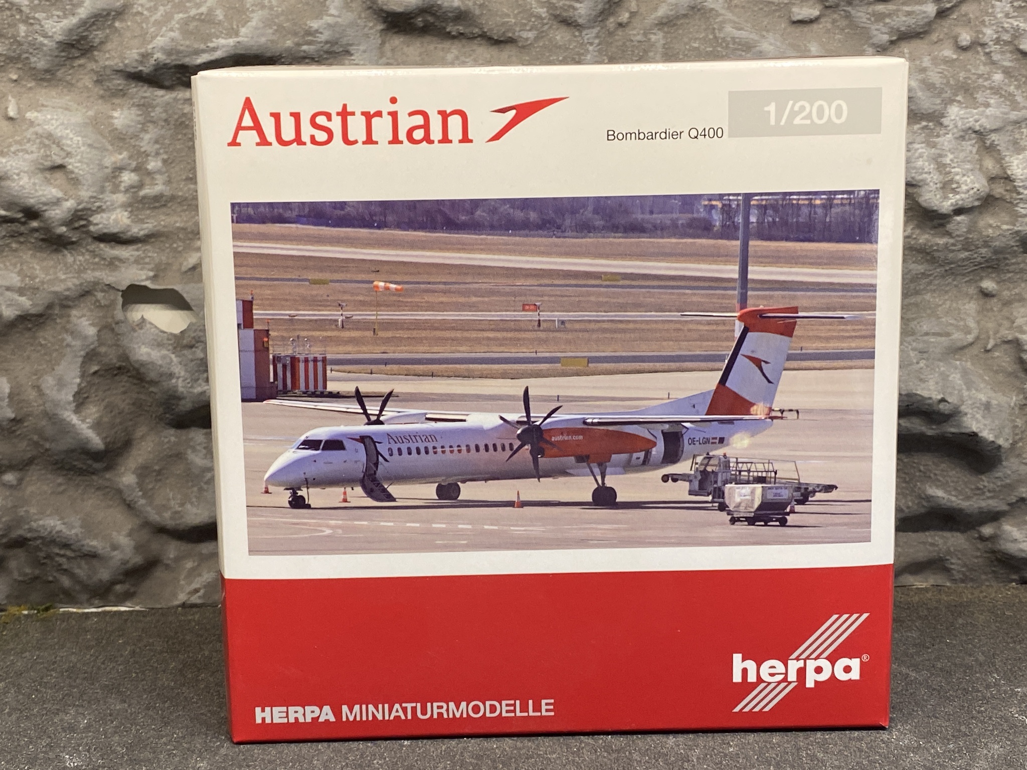 Scale 1/200 Austrian Airlines Bombardier Q400 - OE-LGN "Gmunden" fr Herpa Wings