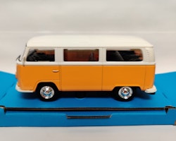 Skala 1/43 - Volkswagen T2 Type 2 Van med PullBack-motor från Maisto