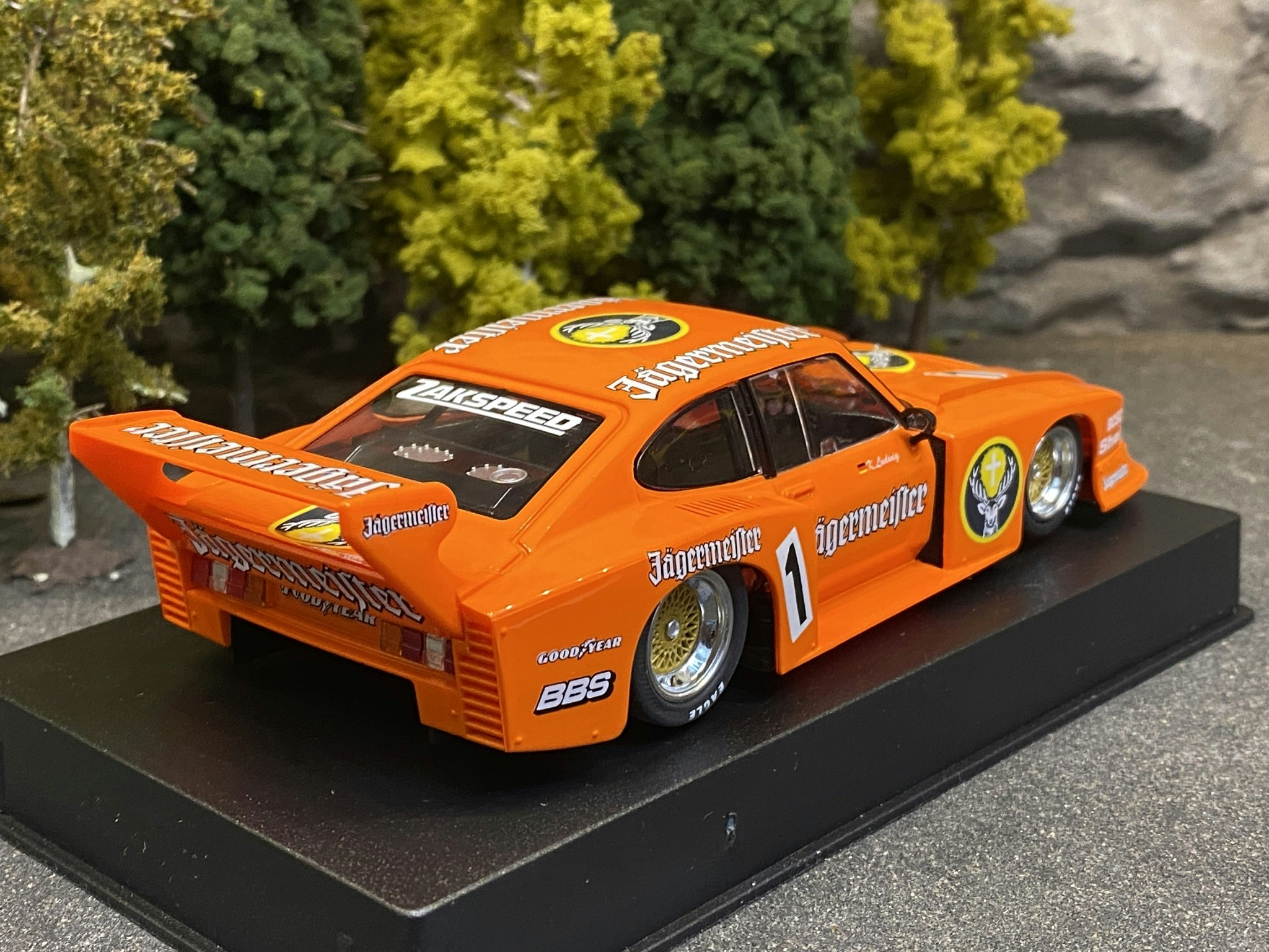 Scale 1/32 An. Slotcar: Ford Capri Zakspeed - Jägermeister 82 #1 fr Sideways Racer