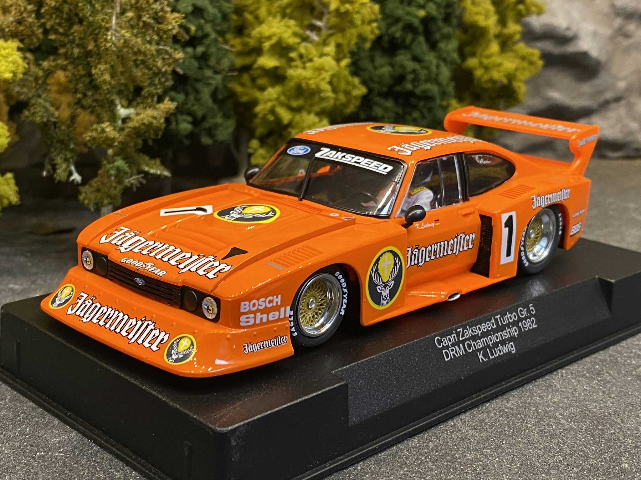 Scale 1/32 An. Slotcar: Ford Capri Zakspeed - Jägermeister 82 #1 fr Sideways Racer