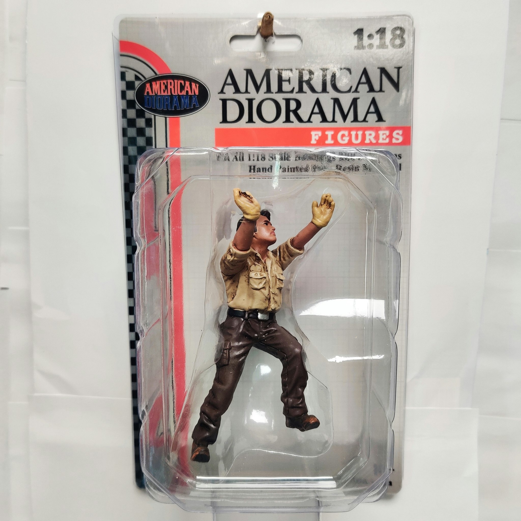 Skala 1/18, AD-18015 Mekaniker 4x4 Camel Trophy, fr American Diorama