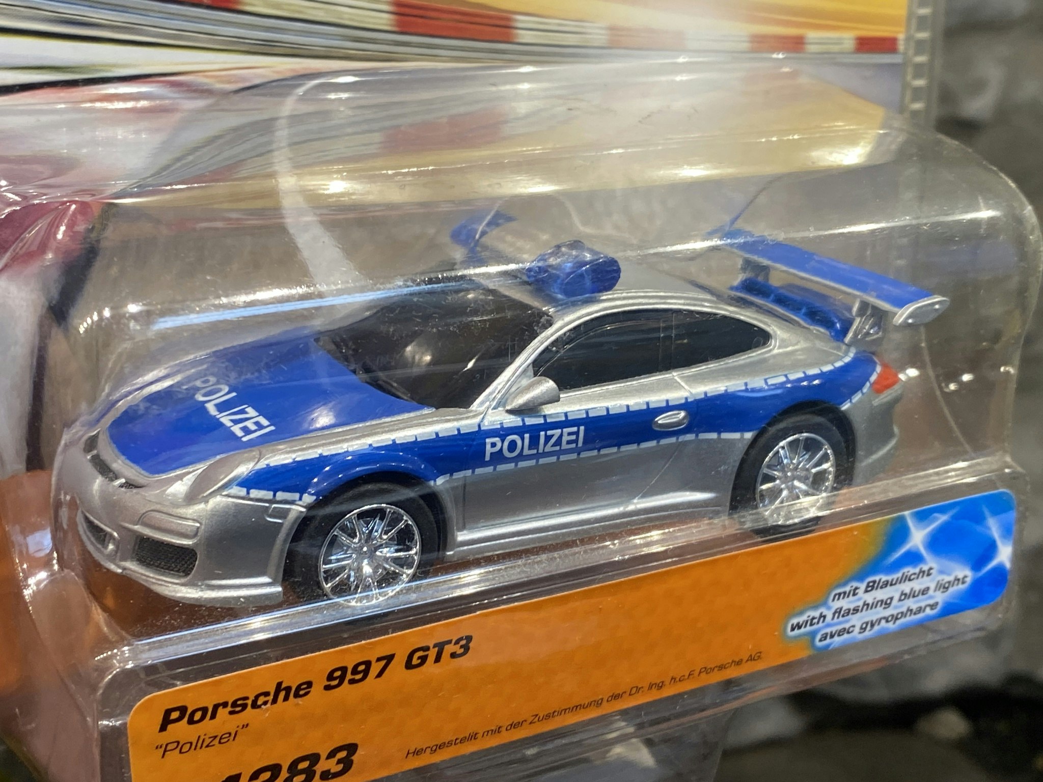 Skala 1/43 Analogue Slot car fr Carrera GO: Porsche 911 (997) GT3 Polizei w bluelight