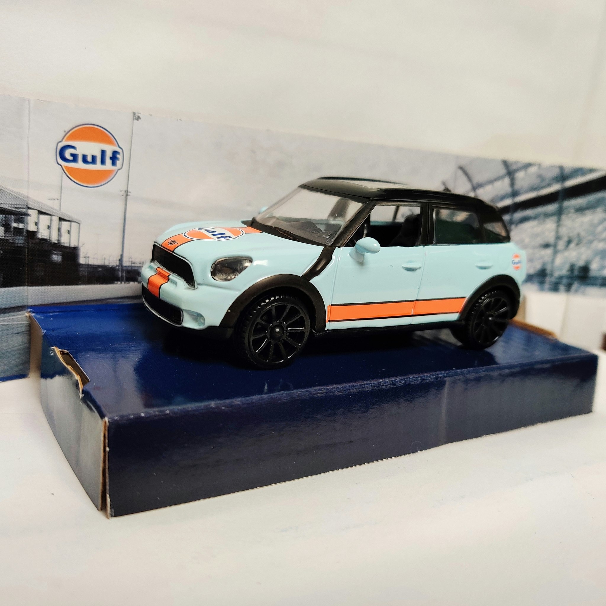 Skala 1/43 Mini Cooper S Countryman "GULF" fr Motor Max