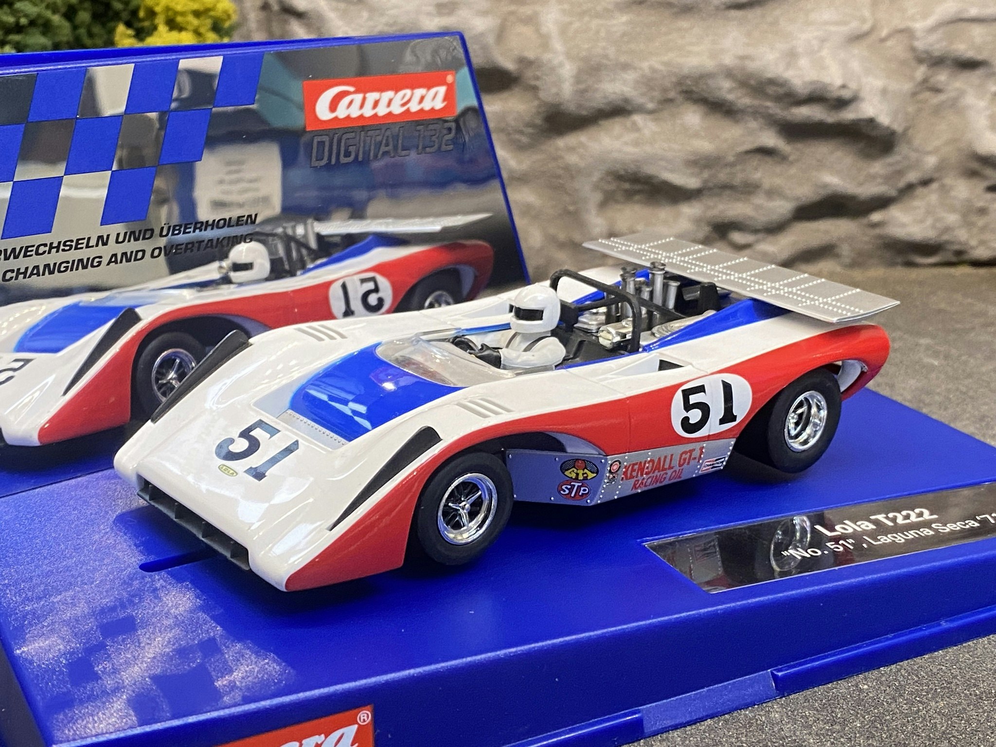 Skala 1/32 Digital/Analog slotcar fr Carrera: Lola T222 - Laguna seca 71' #51