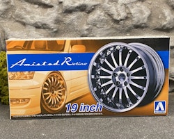 Skala 1/24 Tyres & Rims for plastic models: Amistad Rotino, 19 inch fr AOSHIMA