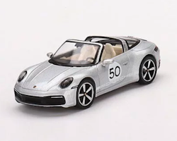 Skala 1/64 Porsche 911 Targe 4S Heritage Design Edition GT Silver Metallic fr MINI GT