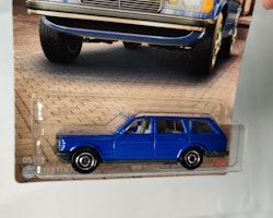 Skala 1/64 MATCHBOX - Germany - Mercedes-Benz W 123