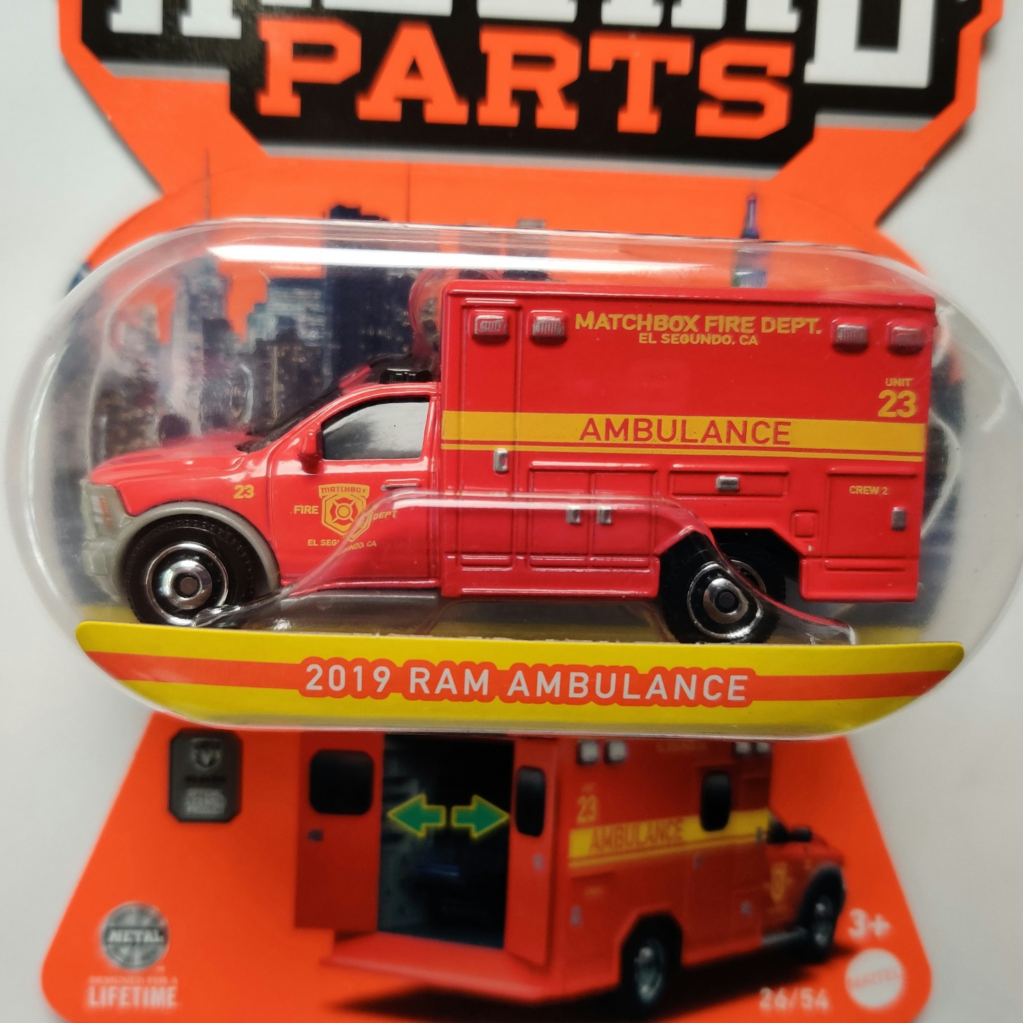 Skala 1/64 Matchbox "Moving parts" - RAM Ambulance 2019