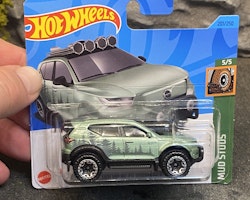 NEW! Skala 1/64, Hot Wheels: Volvo XC40 Recharge