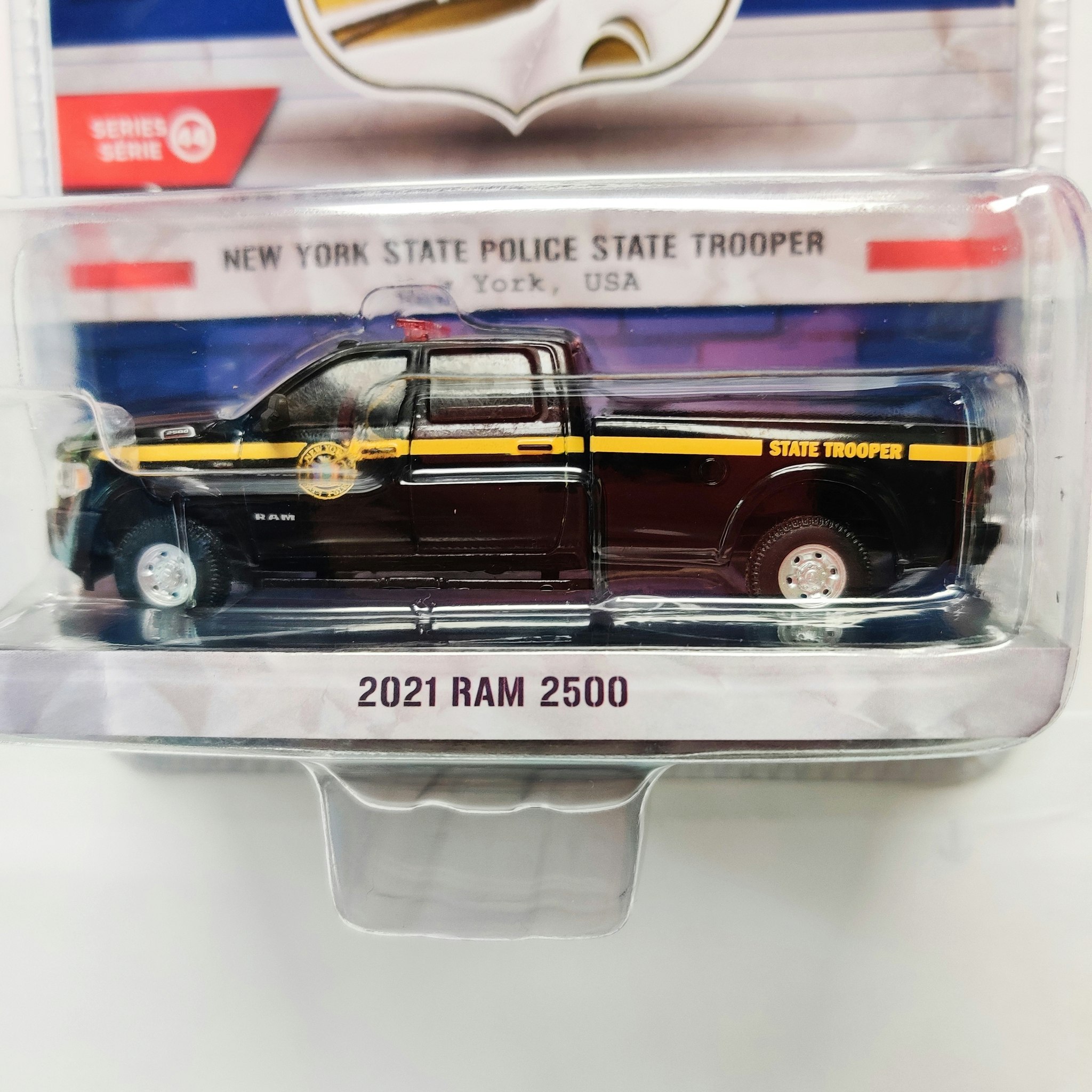 Skala 1/64 Greenlight, "Hot Pursuit", RAM 2500 2021 - New York State Police/Trooper