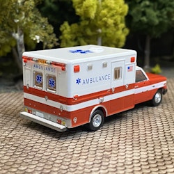 Skala 1/87 H0 - Ford F-350 Horton Ambulance, white/red fr PCX87