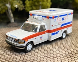 Skala 1/87 H0 - Ford F-350 Horton Ambulance, F.D.N.Y. fr PCX87