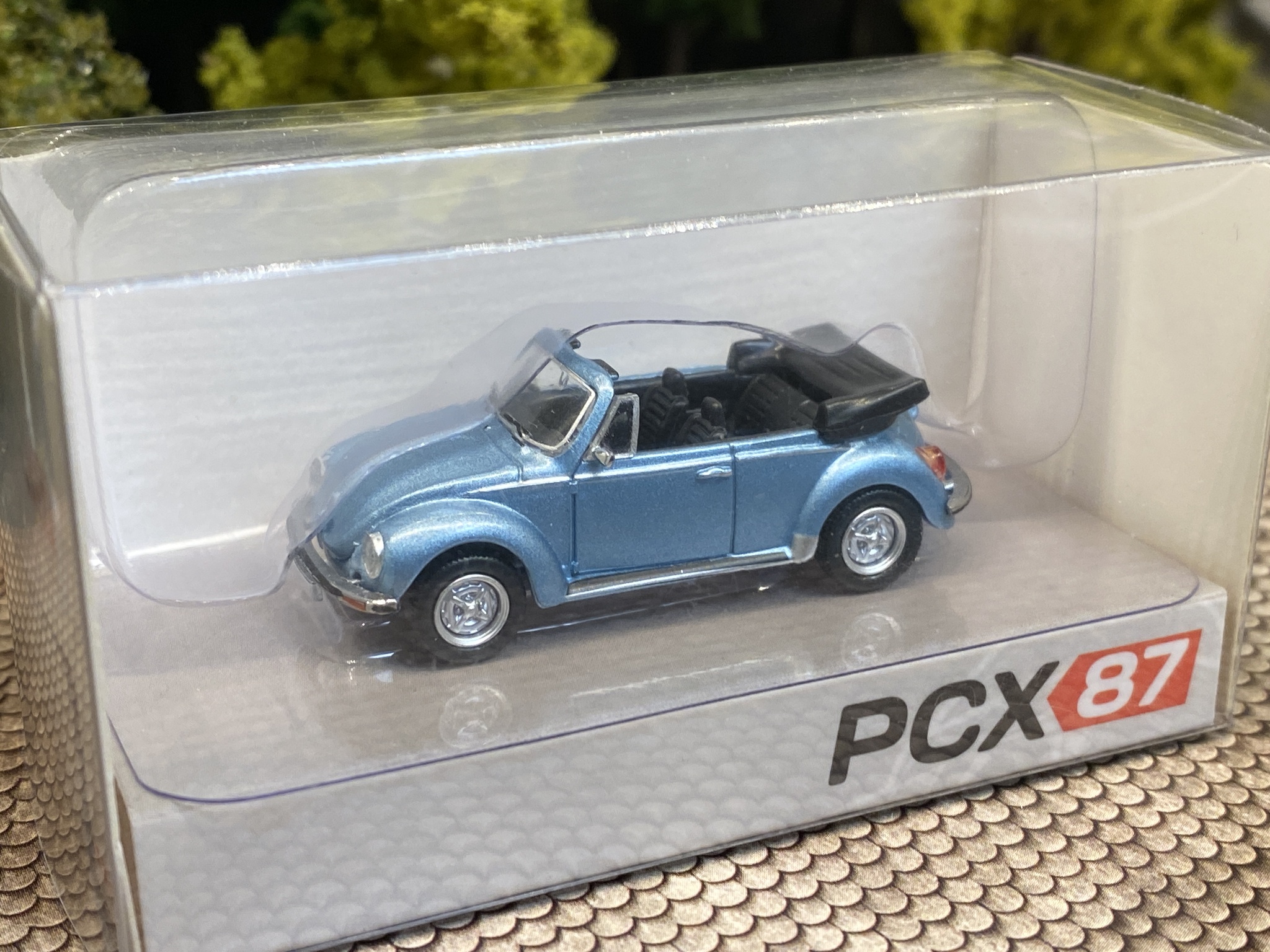 Skala 1/87 - Volkswagen Beetle Cab, Metallic Blue fr PCX87