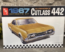 Skala 1/25 - 1967 Oldsmobile Cutlass 442 plastic model kit fr AMT