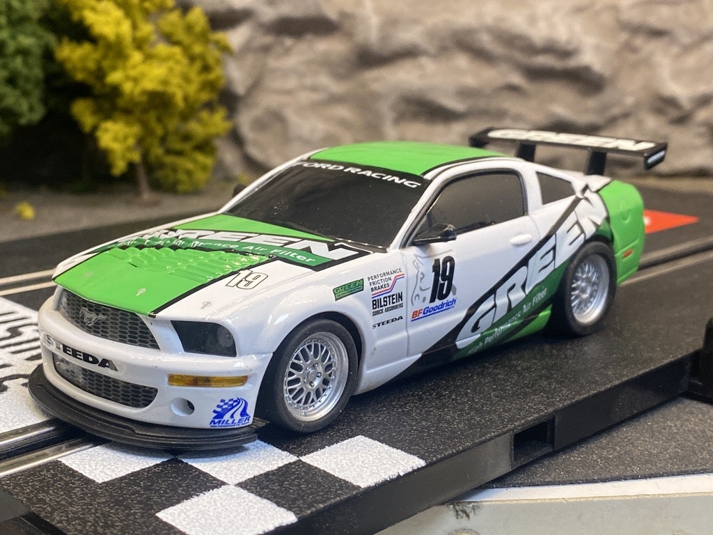 Skala 1/32 Begagnad/Used Analoge slotcar: Ford Mustang "GREEN" fr Ninco
