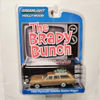 Skala 1/64 Greenlight - Hollywood "The Brady Bunch" Plymouth Satellite Station Wagon 69'