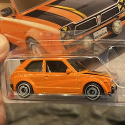 Skala 1/64 Hot Wheels, Honda Civic Custom 73' Orange w black details
