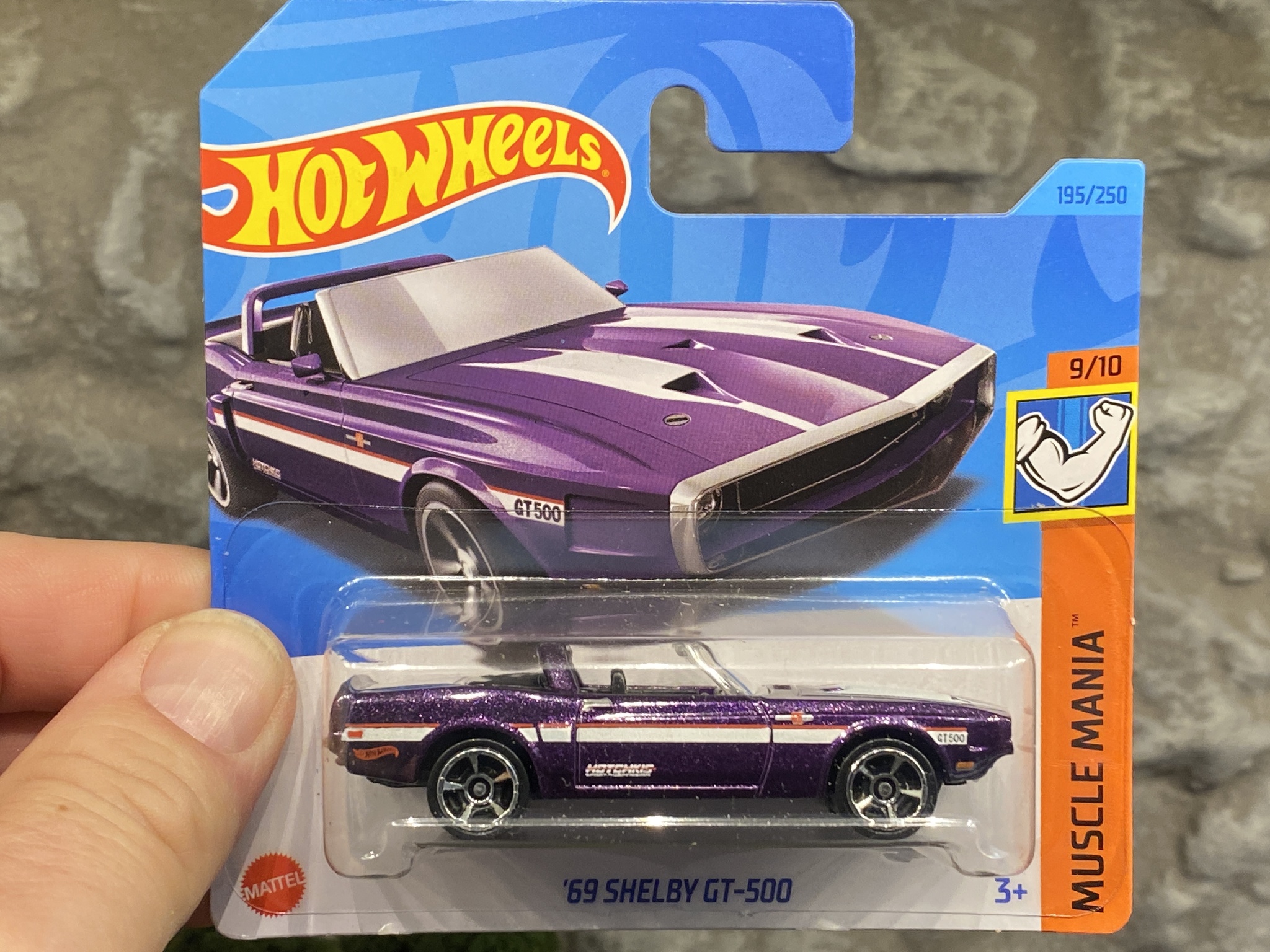Skala 1/64 Hot Wheels: Shelby GT-500 69', Purple