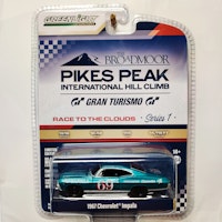 Skala 1/64 Greenlight "Pikes Peak" Chevrolet Impala 1967 Ser.1