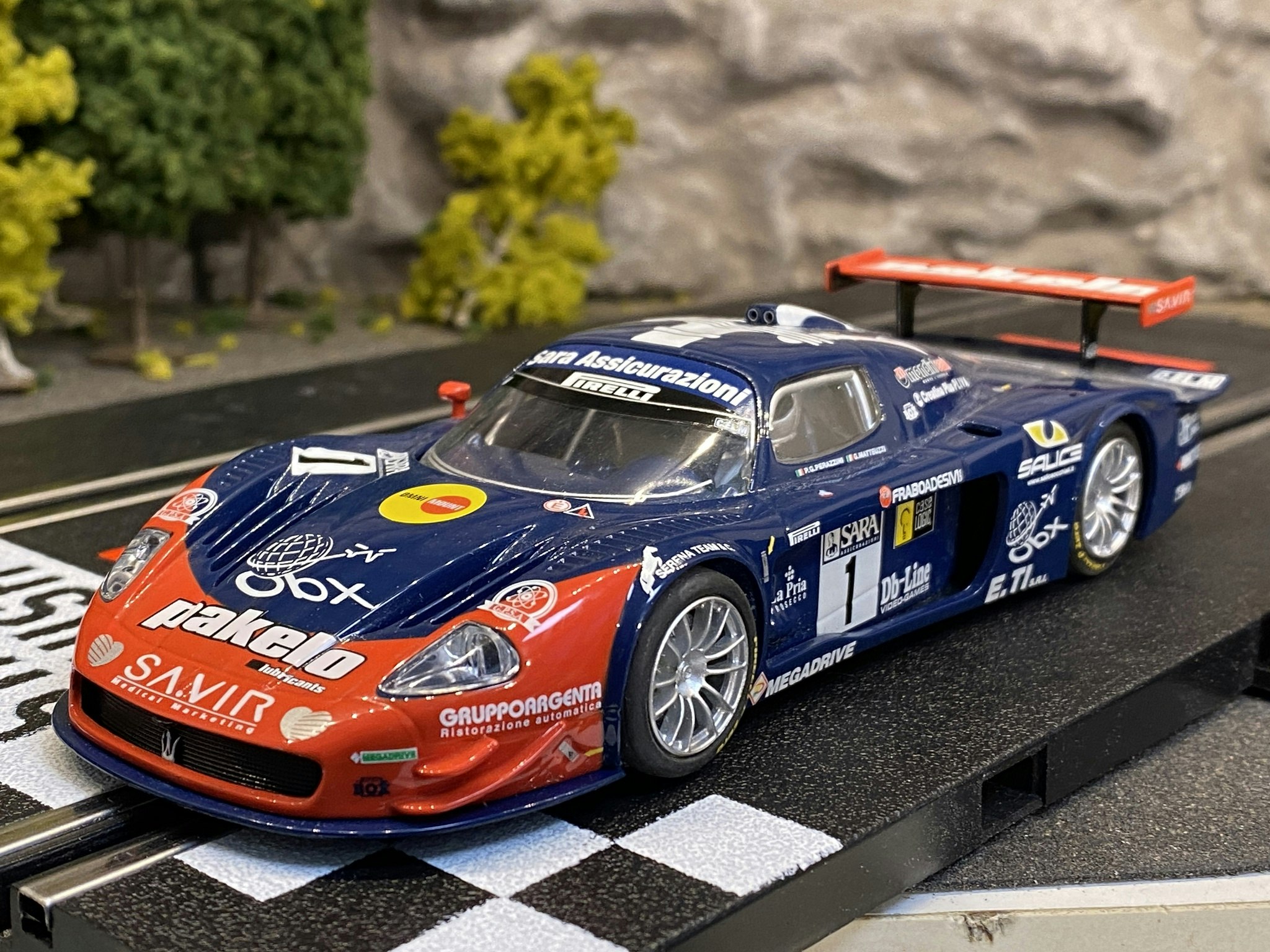 Skala 1/32 Used Analoge slotcar: Maserati MC12 fr Scalextric