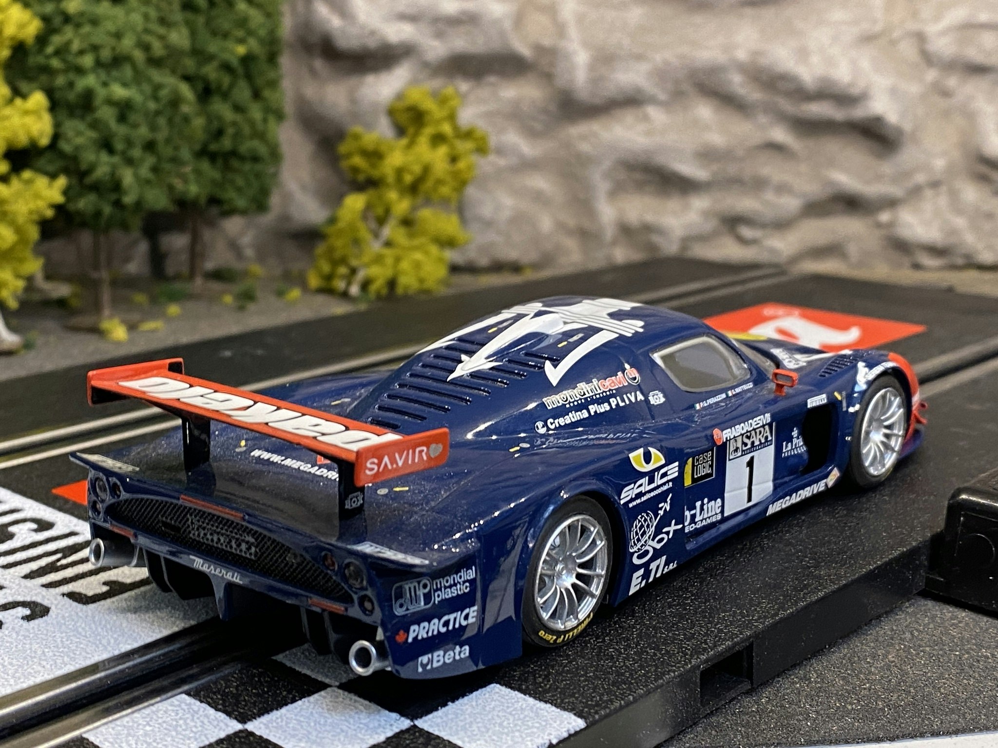 Skala 1/32 Used Analoge slotcar: Maserati MC12 fr Scalextric