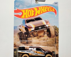 Skala 1/64 Hot Wheels: Toyota Off-Road Truck