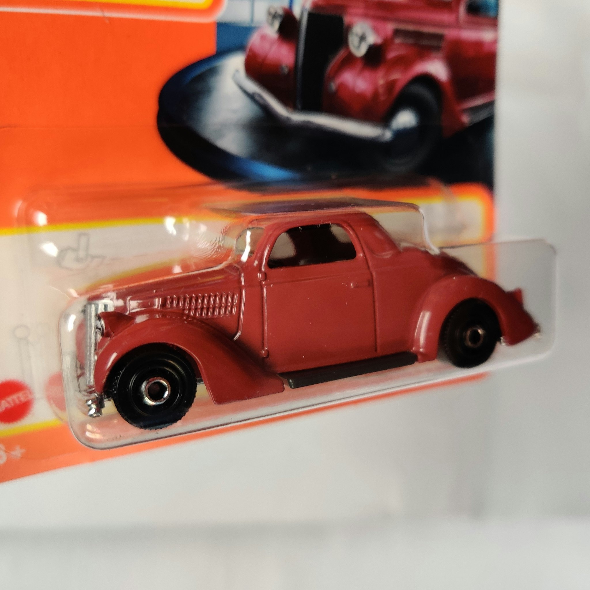 Skala 1/64 Matchbox 70 years - Ford Coupe 1936